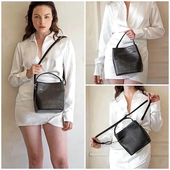 AOTA Handbags - NWT AOTA Elena Vegan Croc purse